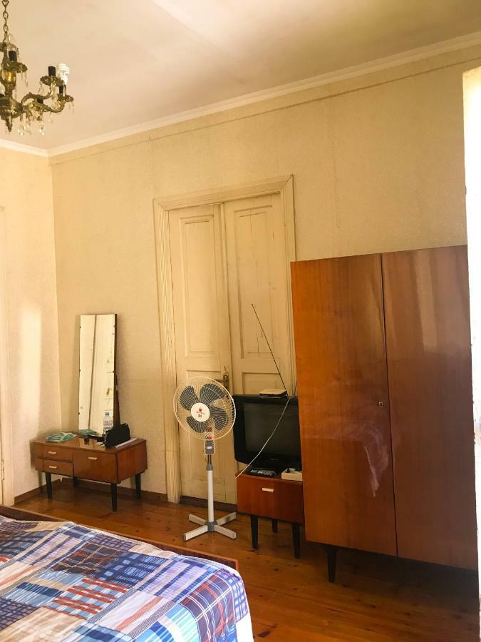 Dea Hotel Zugdidi Bagian luar foto